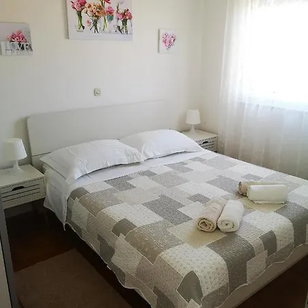Apartments By The Sea Kozino, Zadar - 5755 Petrcane